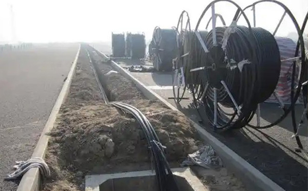 现代通信网络建设指南:靖远光缆施工全流程技术解析与质量控制 现代通信网络建设指南:靖远光缆施工全流程技术解析与质量控制